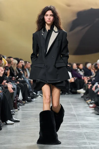Look 69